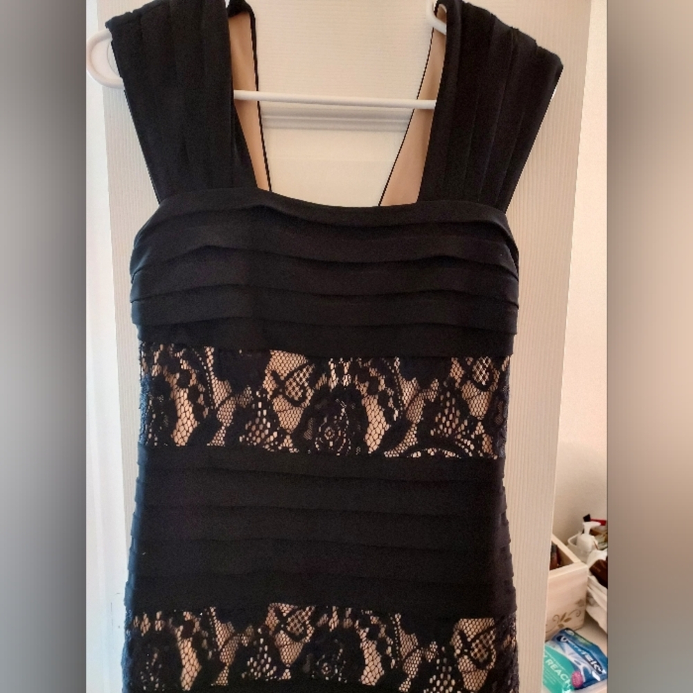 Adrianna Papell Black and Cream Dress